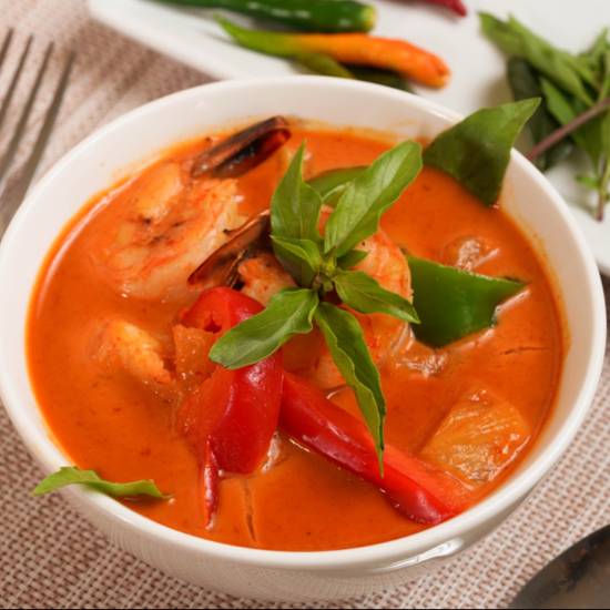 Order  37. Shrimp n Pineapple Curry food online from Hot Thai Restaurant store, Los Angeles on bringmethat.com