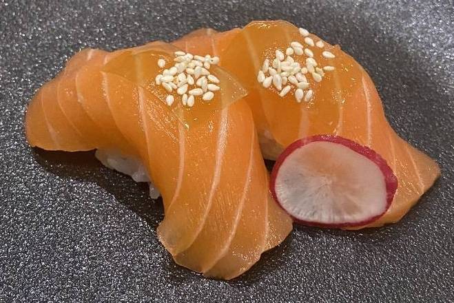 Order Salmon (Sake) Nigiri food online from Yu-n-mi store, Beverly Hills on bringmethat.com