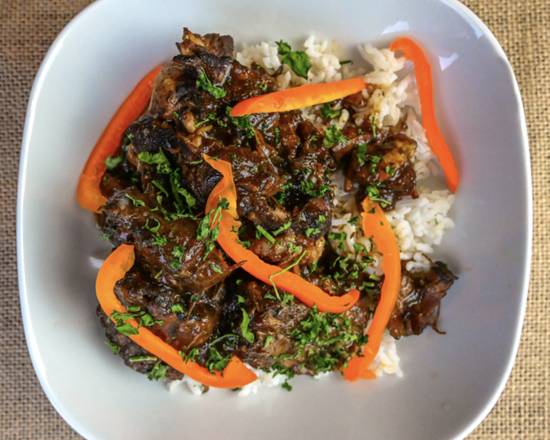Order Oxtail Bowl food online from Jamaican Kitchen store, Los Angeles on bringmethat.com
