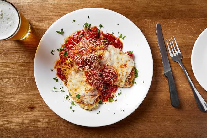 Order Chicken Parmesan food online from Moretti's Ristorante & Pizzeria store, Hoffman Estates on bringmethat.com
