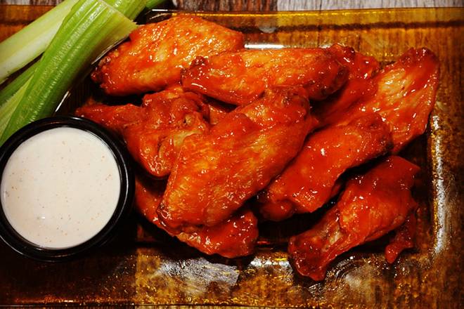 Order CHICKEN WINGS food online from 54th Street Grill and Bar store, Saint Joseph on bringmethat.com
