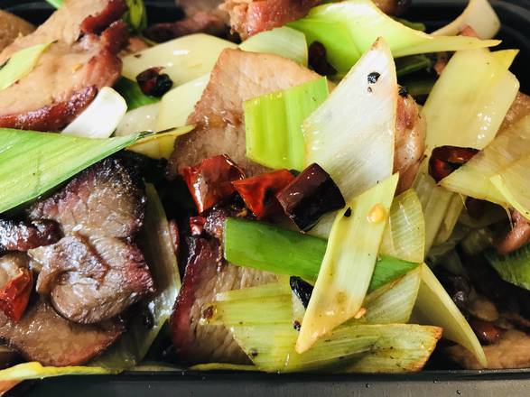 Order Spiced BBQ Pork with leeks 蒜苗五香烤肉 food online from Chengdu 1 store, Jersey City on bringmethat.com