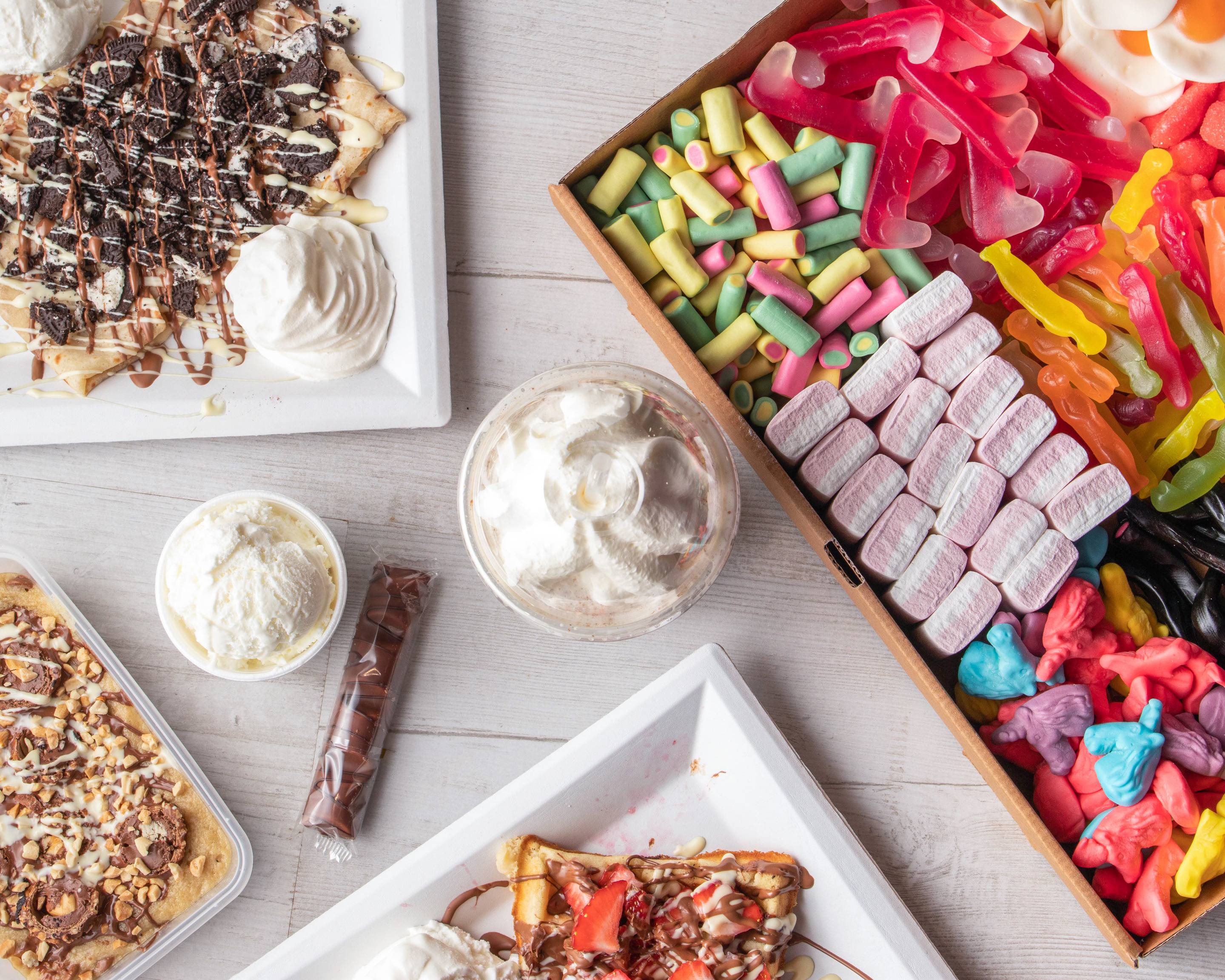 Scoopz Desserts & Candies Takeaway in Edinburgh | Delivery ...