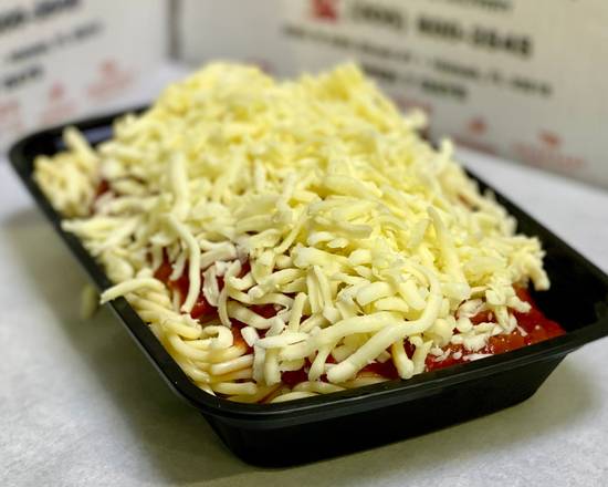 Order Espagueti de Queso(Cheese Spaguetti) food online from Churro Magico store, Hialeah on bringmethat.com