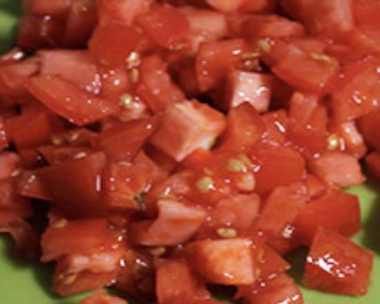 Order Tomate food online from Arepa One store, Hialeah on bringmethat.com