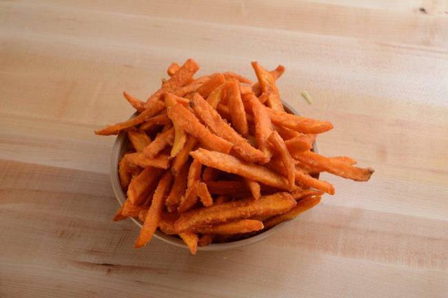 Order Sweet Potato Fries food online from Brent Deli store, Westlake Village on bringmethat.com