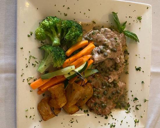 Order Vitello Piccata food online from Trattoria Luna store, Miami on bringmethat.com
