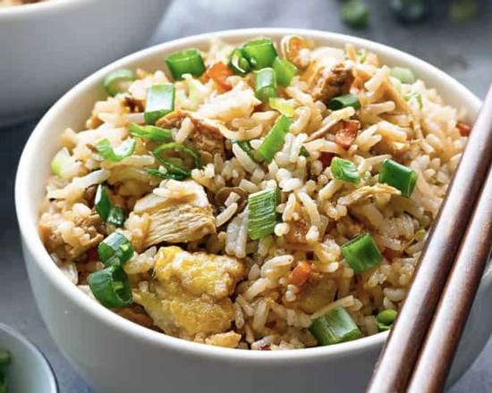 Order Chicken Fried Rice food online from Red Apple Chinese Restaurant store, Harahan on bringmethat.com