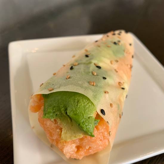 Order Chopped Salmon  Hand Roll food online from Yu-n-mi store, Beverly Hills on bringmethat.com