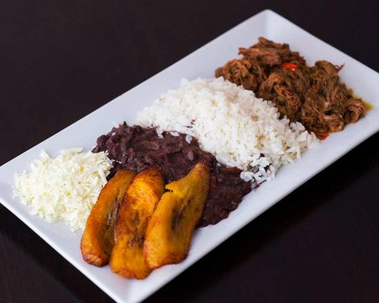 Order Pabellon venezolano food online from Avila Bistro store, Aventura on bringmethat.com