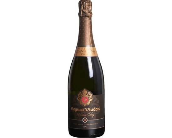 Order SEGURA VIUDAS EXTRA DRY 750ML 12% food online from Pit Stop Liquor Mart store, El Monte on bringmethat.com