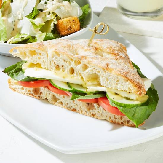 Order CALIFORNIA CAPRESE food online from California Pizza Kitchen store, Studio City on bringmethat.com