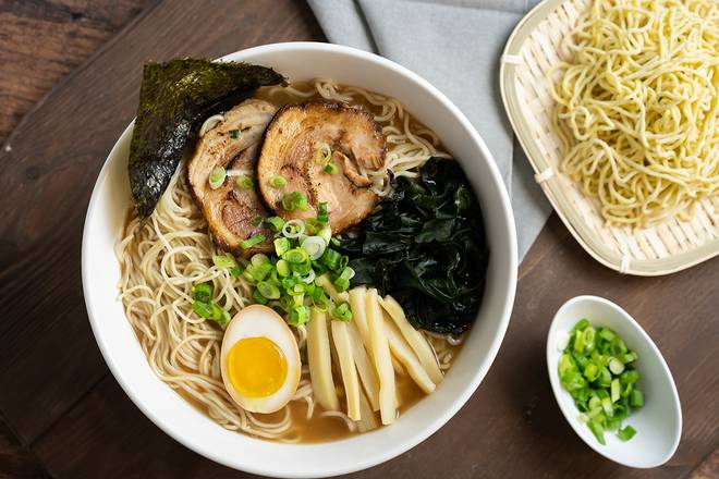 Order #3 Tokyo Soy Sauce Ramen food online from Kyoto Sukiyaki 京都壽喜燒 store, New York on bringmethat.com