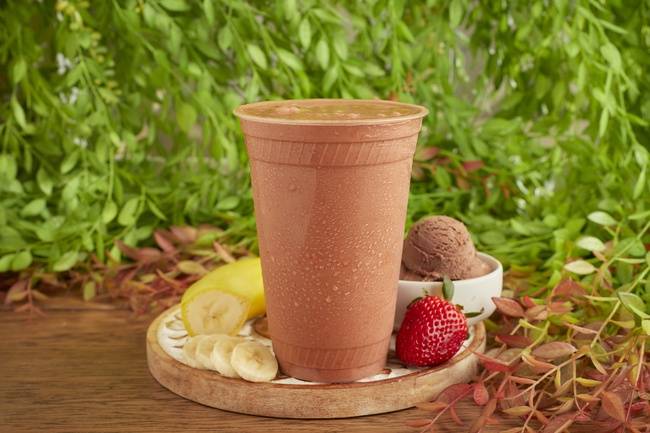Order Chocofruit Smoothie food online from Roots Juice Bar store, Miami on bringmethat.com