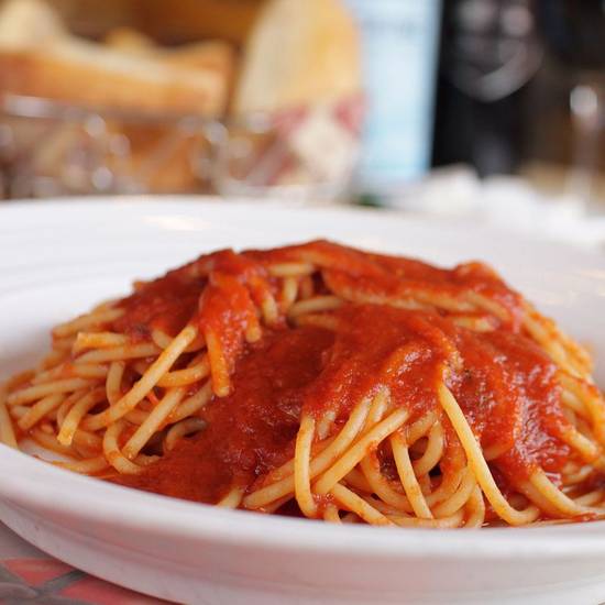 Order Pasta Pomodoro food online from La Piazza store, Merrick on bringmethat.com