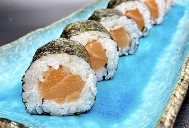 Order Salmon Roll food online from Mika Sushi II store, Westminster on bringmethat.com