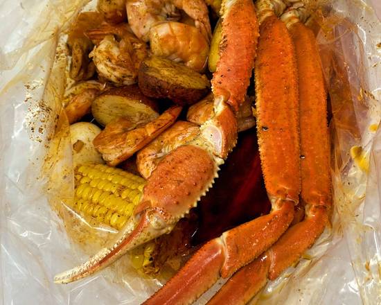 Order Bloomfield Bag food online from Chosen 1 Cajun Seafood store, Hartford on bringmethat.com