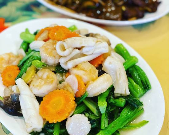 Order SF27. Three Treasures food online from Din Ho Chinese BBQ store, Austin on bringmethat.com