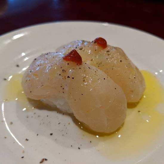 Order Abashiri Scallop food online from Boss Sushi store, Beverly Hills on bringmethat.com