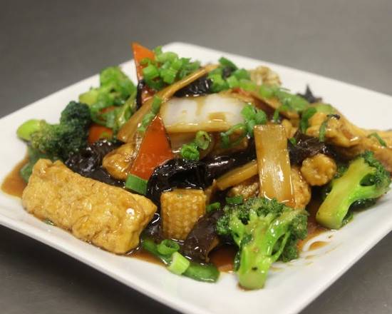 Order Buddha Delight (Mixed Vegetable) food online from Hong Kong Alleys Kitchen store, Union Park on bringmethat.com