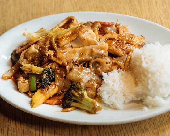 Order Thai-Ger Noodles food online from Thaiger Room store, Seattle on bringmethat.com