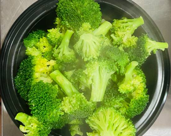 Order Steamed Broccoli food online from Ultimate Grill store, New York on bringmethat.com