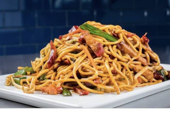 Order Roast Pork Lo Mein food online from Red Apple Chinese Restaurant store, Harahan on bringmethat.com