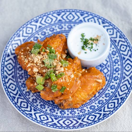 Order Chili Peanut Wings food online from Gingergrass store, Los Angeles on bringmethat.com