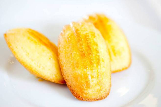 Order Madeleines (Pack of 3) food online from Belle Pastry store, Bellevue on bringmethat.com
