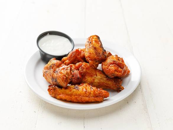 Order 5 WINGS food online from Gator's Dockside store, Gainesville on bringmethat.com