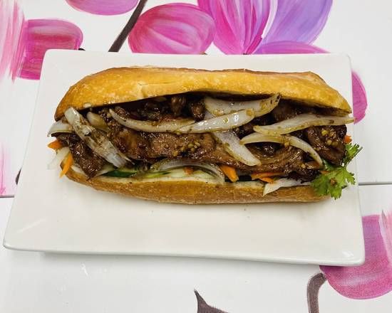 Order M7. Stir Fried Pork food online from Pho Binh Minh store, Maple Valley on bringmethat.com