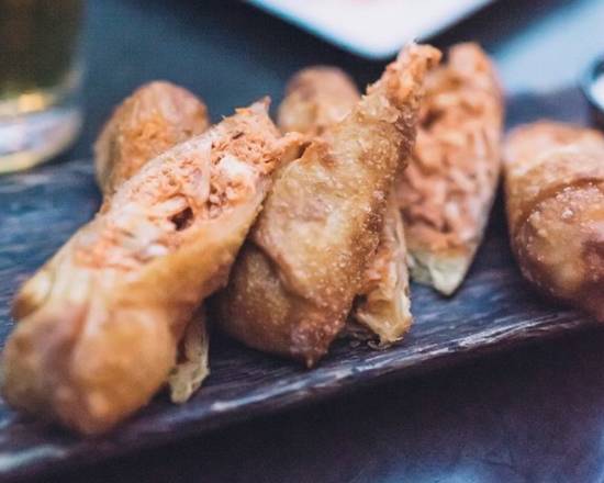 Order Buffalo Rolls food online from Kirkwood Bar & Grill store, Chicago on bringmethat.com