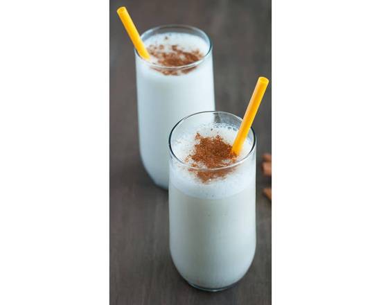 Order Cinnamon Roll 16 Oz food online from Fresko Market store, Miami on bringmethat.com