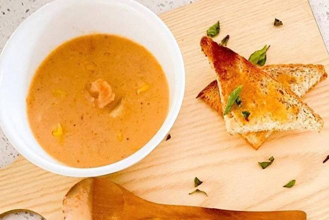 Order Homemade Soup food online from Zen Deli store, Fort Myers on bringmethat.com