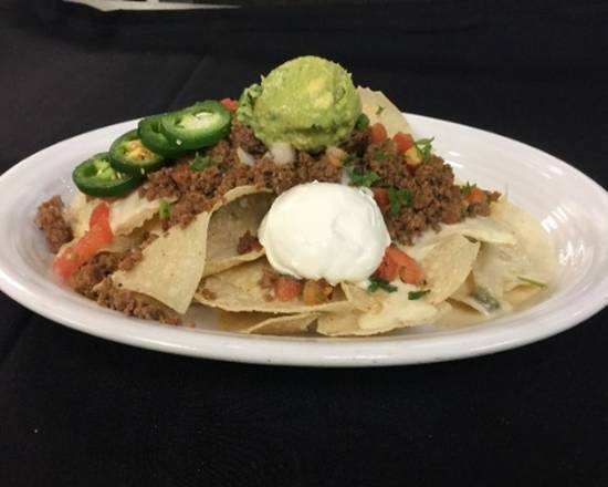 Order Pikes Peak Nachos food online from Hacienda Colorado store, Denver on bringmethat.com