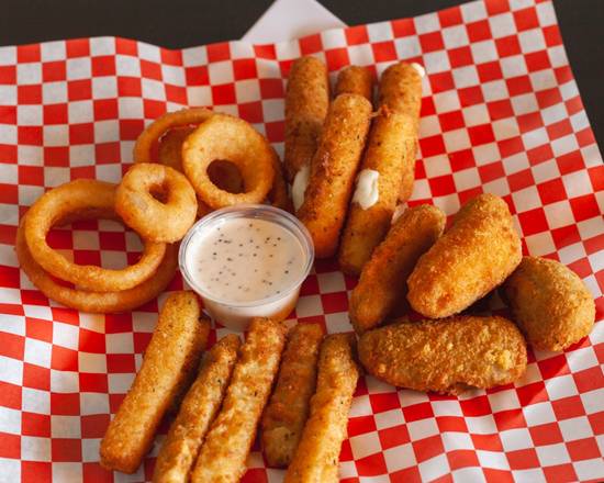Order Empire Platter food online from Wings Empire store, San Diego on bringmethat.com