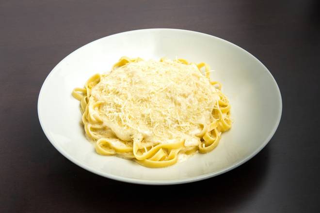 Order Fettuccine Alfredo food online from Old Spaghetti Factory store, Hillsboro on bringmethat.com