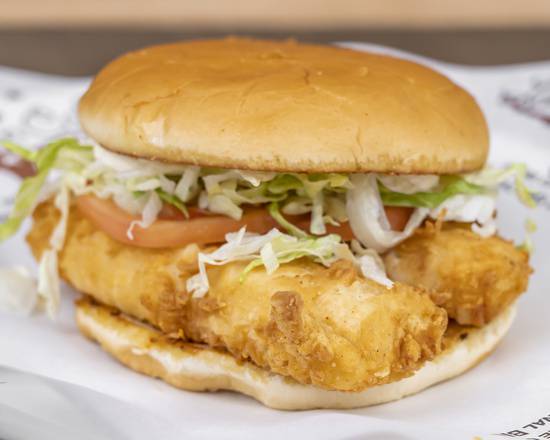 Order Fried Fish Sandwich food online from Longhorn Cafe store, San Antonio on bringmethat.com