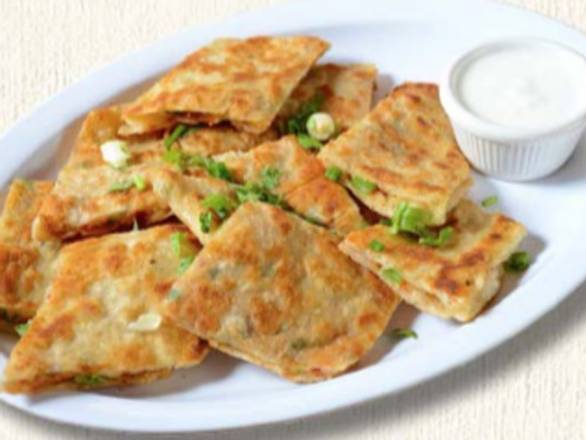 Order Chicken Samosa (4 pcs) food online from Afghan Kabab House store, Carnegie on bringmethat.com