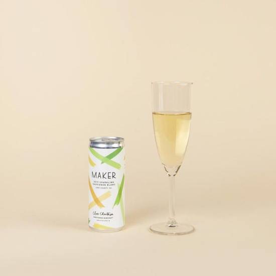 Order Maker Sparkling Sauvignon Blanc (Chris Christensen) food online from Gingergrass store, Los Angeles on bringmethat.com