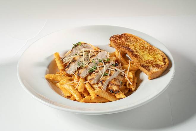 Order GRILLED CHICKEN PASTA (Half Portion) food online from Glory Days Grill store, Glen Burnie on bringmethat.com