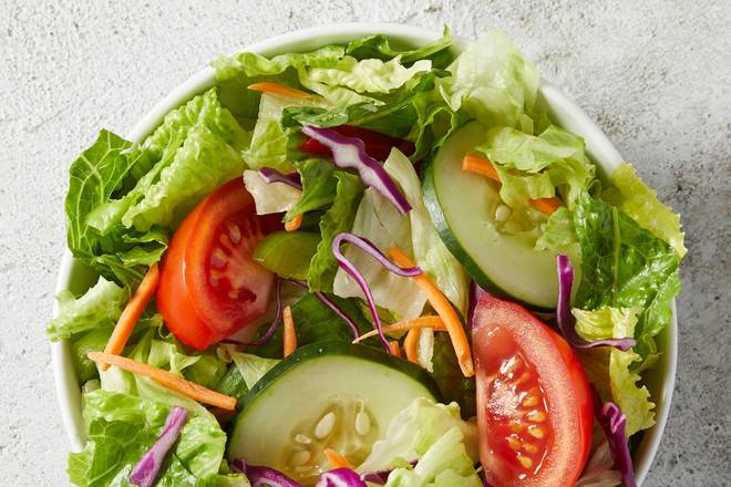 Order Garden Salad food online from Sbarro store, San Rafael on bringmethat.com