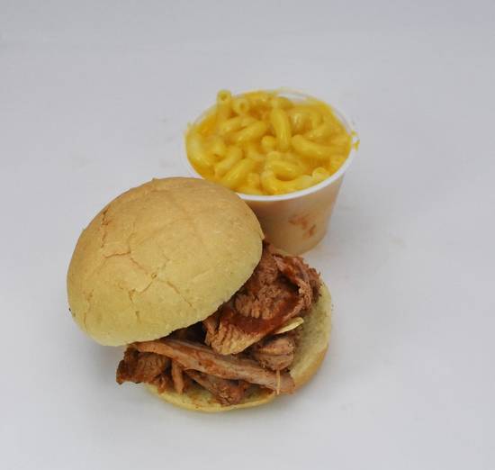 Order Kid's Pulled Pork Sandwich Special food online from Brothers BBQ store, Denver on bringmethat.com