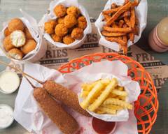 Fries and Bites - Los Heroes