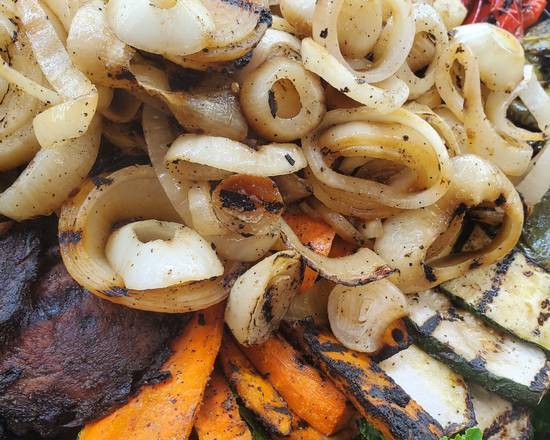 Order Grilled Vegetables (1LB) food online from Long Island Bagel Cafe store, Scarsdale on bringmethat.com