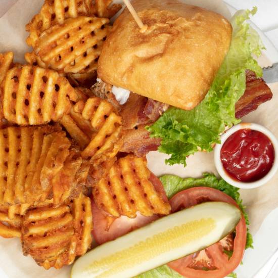 Order Southwest Chicken Sandwich food online from Windy City Cafe store, Chicago on bringmethat.com