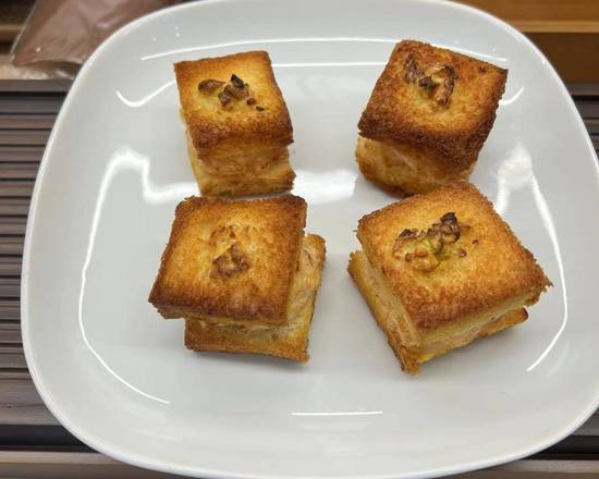 Order Shrimp Toast 4 pics food online from August 32 Tea store, Greenbelt on bringmethat.com