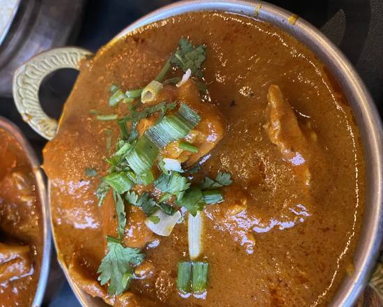 Order Chicken Curry food online from Yeti Restaurant store, Santa Rosa on bringmethat.com