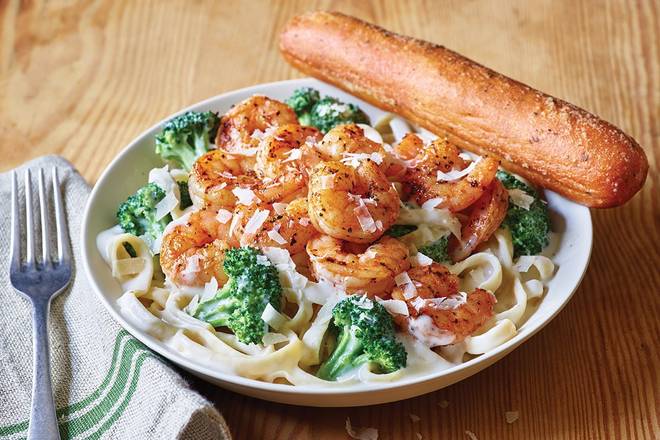 Order Classic Blackened Shrimp Alfredo food online from Applebee store, East Norriton on bringmethat.com