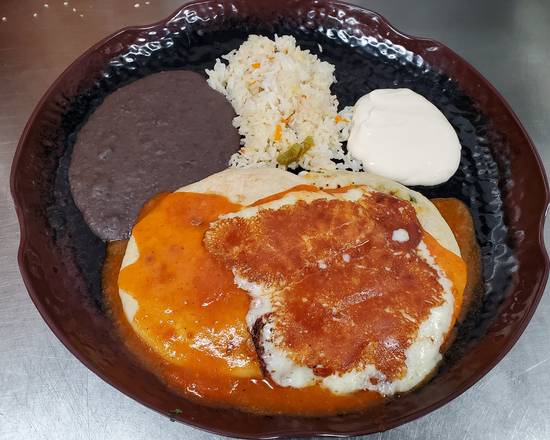 Order Pupusas Rancheras food online from El Metapaneco store, Los Angeles on bringmethat.com
